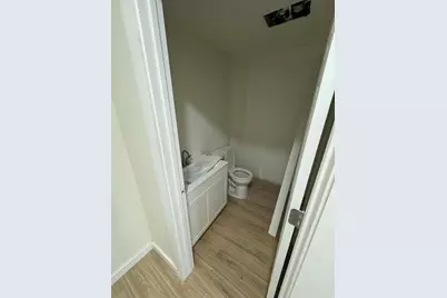 25 Spring St, Adams, MA 01220 - Photo 2