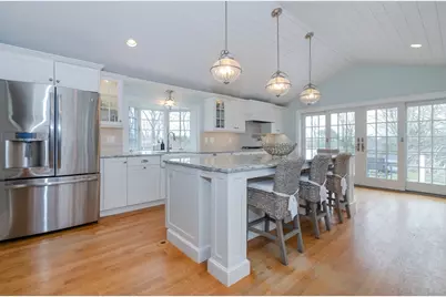774 Dartmouth St, Dartmouth, MA 02748 - Photo 4