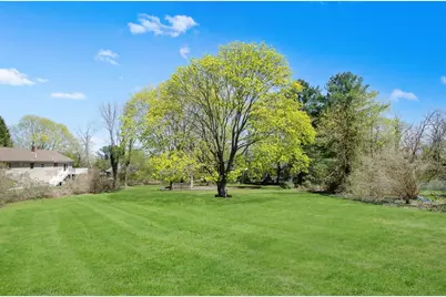 774 Dartmouth St, Dartmouth, MA 02748 - Photo 22