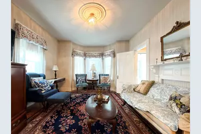 29 Wigglesworth St, Somerville, MA 02145 - Photo 4