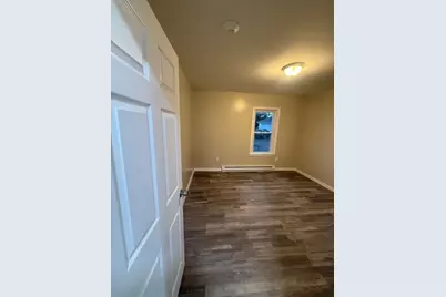 182 Chicopee St, Chicopee, MA 01013 - Photo 6