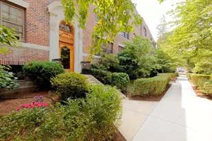 401 Washington St, Brookline, MA 02445 - Photo 4