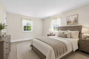 15 Frank St, Dracut, MA 01826 - Photo 10