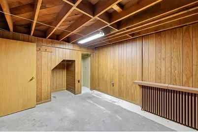 214 Forest Hills Rd, Springfield, MA 01128 - Photo 22