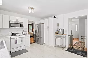 18 Rosegate Rd, Needham, MA 02494 - Photo 4