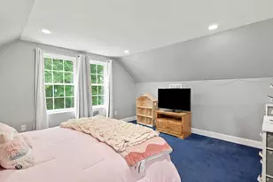 18 Rosegate Rd, Needham, MA 02494 - Photo 32