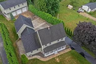 70 Ellis Rd, Southbridge, MA 01550 - Photo 4