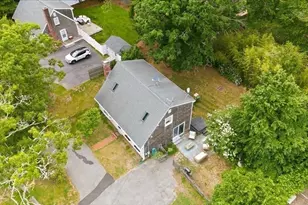 70 Quinaquisset Ave, Mashpee, MA 02649 - Photo 4