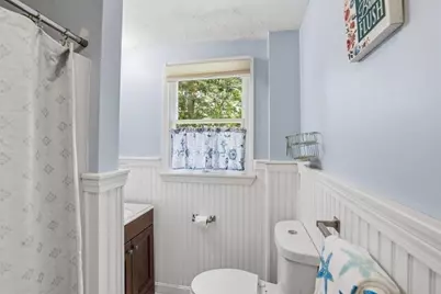 70 Quinaquisset Ave, Mashpee, MA 02649 - Photo 20