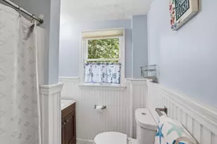 70 Quinaquisset Ave, Mashpee, MA 02649 - Photo 20