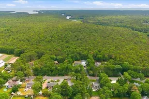 70 Quinaquisset Ave, Mashpee, MA 02649 - Photo 34