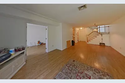 85 E Squantum #11, Quincy, MA 02171 - Photo 6