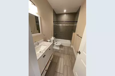 7 Wendell Place #4, Bolton, MA 02127 - Photo 2