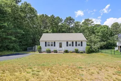 4 Ryder Cir, Sandwich, MA 02563 - Photo 4