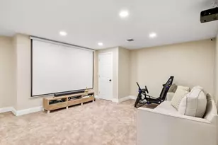 23 Falcon Ridge Dr, Hopkinton, MA 01748 - Photo 28