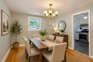 9 Champlain Dr, Hudson, MA 01749 - Photo 2