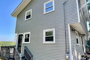 9 Champlain Dr, Hudson, MA 01749 - Photo 4