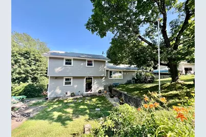 9 Champlain Dr., Hudson, MA 01749 - Photo 1
