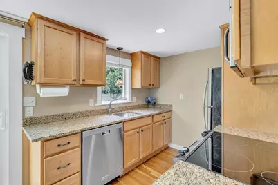 1 Thorwald Dr, Dennis, MA 02660 - Photo 10
