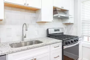 30 Presley St, Malden, MA 02148 - Photo 2
