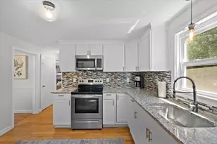 30 Chestnut St, Wrentham, MA 02093 - Photo 14