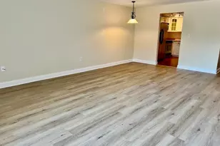 402 Paradise Rd, Swampscott, MA 01907 - Photo 18