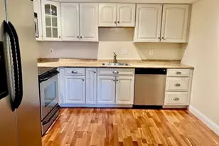 402 Paradise Rd, Swampscott, MA 01907 - Photo 16