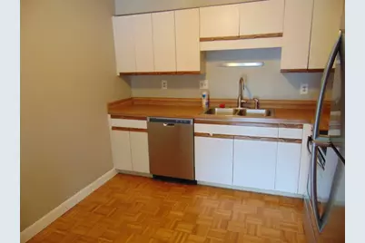 200 Cove Way #313, Quincy, MA 02169 - Photo 2