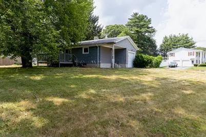 12 Cypress Dr, Smithfield, RI 02917 - Photo 2
