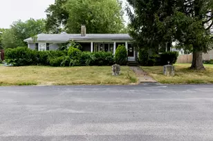 12 Cypress Dr, Smithfield, RI 02917 - Photo 1