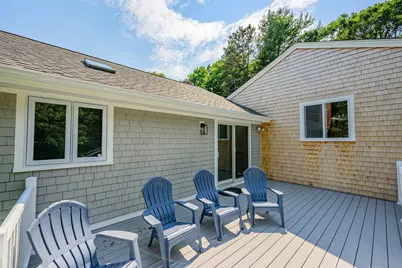 19 Wheelhouse Cir, Falmouth, MA 02536 - Photo 6