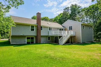 19 Wheelhouse Cir, Falmouth, MA 02536 - Photo 2