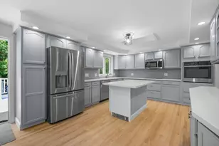 19 Wheelhouse Cir, Falmouth, MA 02536 - Photo 8