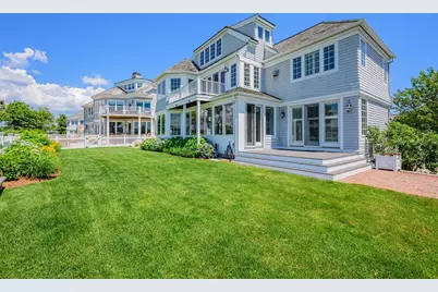 129 Shore Dr W, Mashpee, MA 02649 - Photo 40