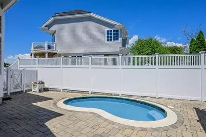 129 Shore Dr W, Mashpee, MA 02649 - Photo 36