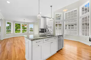 129 Shore Dr W, Mashpee, MA 02649 - Photo 12