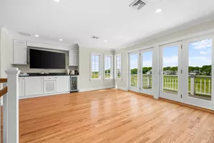 129 Shore Dr W, Mashpee, MA 02649 - Photo 18