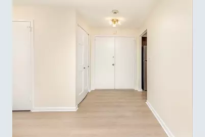 1002 Paradise Road #1M, Swampscott, MA 01907 - Photo 10