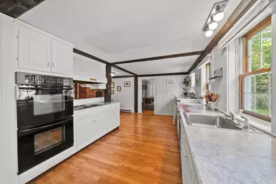 793 Lynnfield St, Lynn, MA 01904 - Photo 14