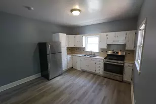 7 Gayland St, Boston, MA 02125 - Photo 2
