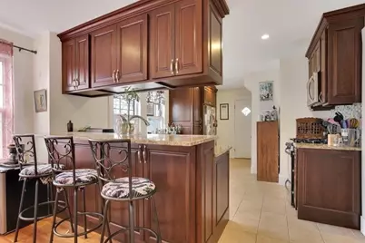 35 Manning St #2, Boston, MA 02131 - Photo 6
