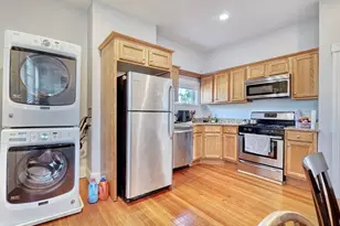 437 High St, Medford, MA 02155 - Photo 2