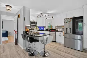 88 Jennie Cir, Agawam, MA 01001 - Photo 16