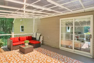 88 Jennie Cir, Agawam, MA 01001 - Photo 8