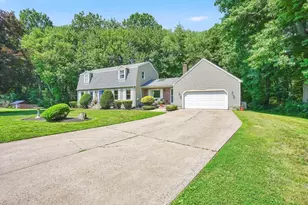 88 Jennie Cir, Agawam, MA 01001 - Photo 2