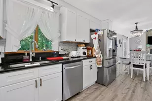 88 Jennie Cir, Agawam, MA 01001 - Photo 18