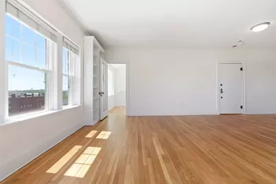 21 Bradlee #54, Medford, MA 02155 - Photo 4