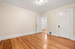 4 Chase St, Salem, MA 01970 - Photo 12