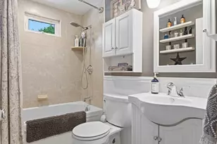 31 Dartmouth St, Lynn, MA 01904 - Photo 8