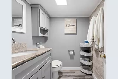 31 Dartmouth St, Lynn, MA 01904 - Photo 24